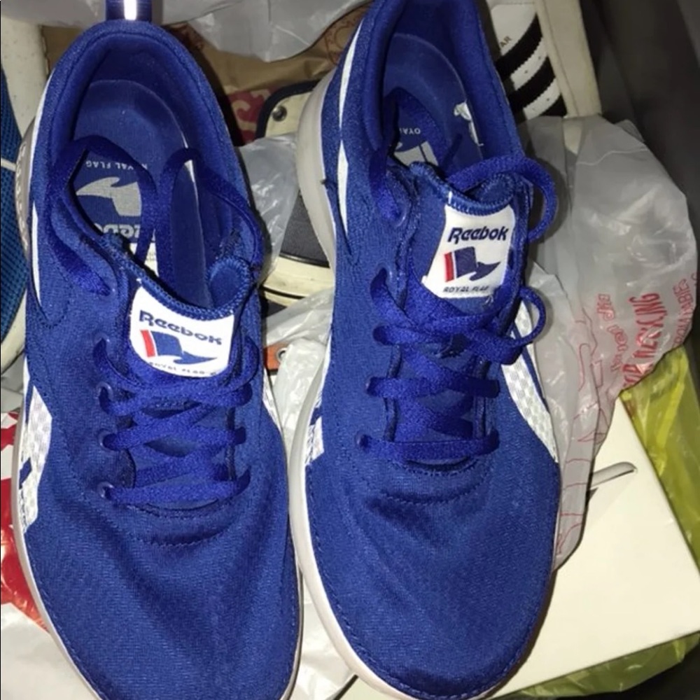 Reebok Sneakers